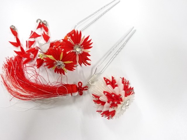 Japanese Kimono / Others (Bolt etc)